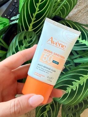NEW Packaging AVENE Tinted Mineral Sunscreen SPF 50 Multi-Defense Fluid